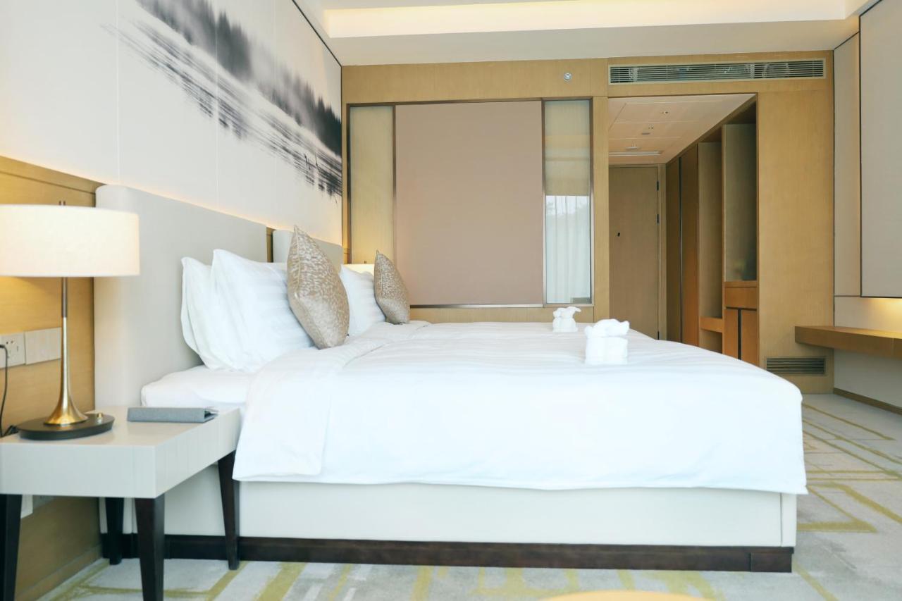 Metropark Hongqiao Hotel