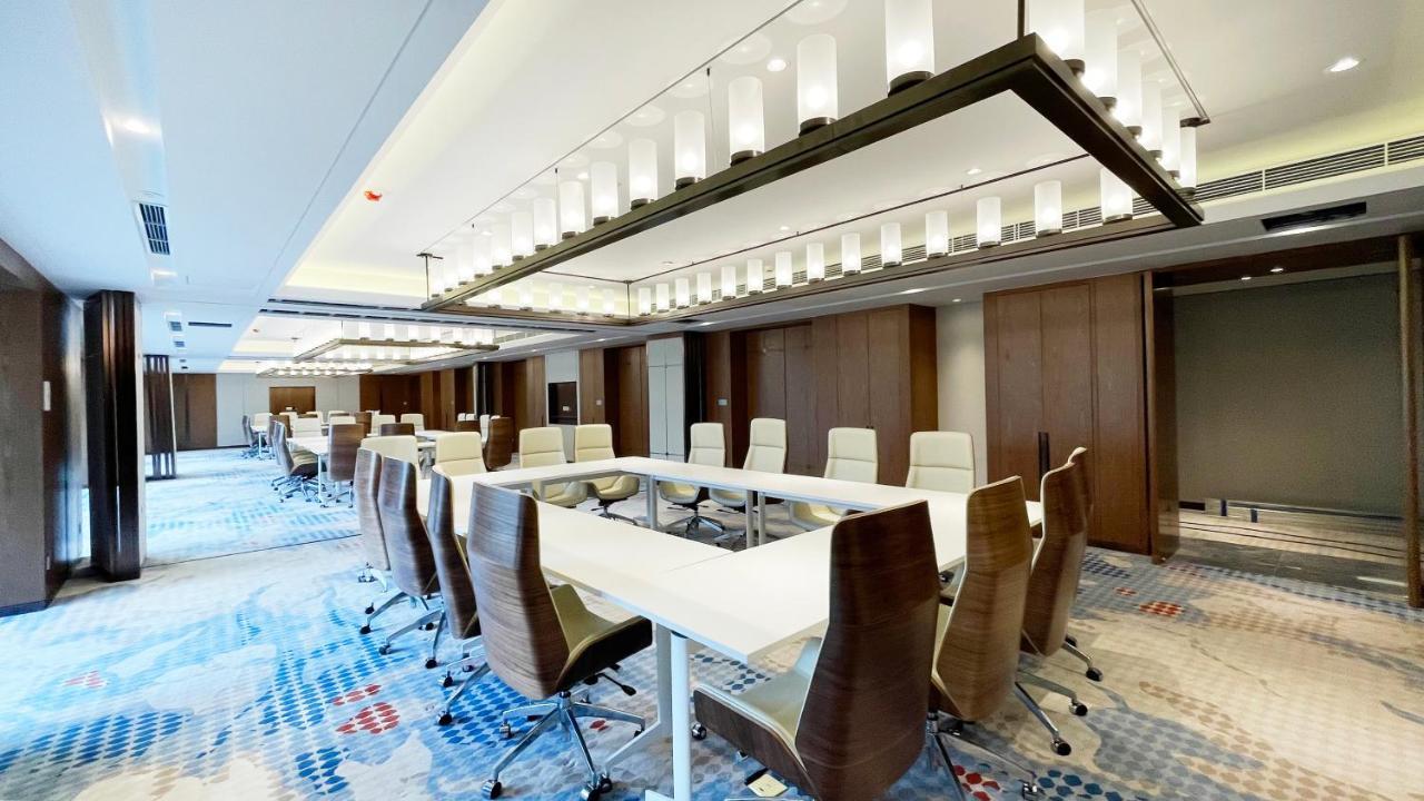 Metropark Hongqiao 5*