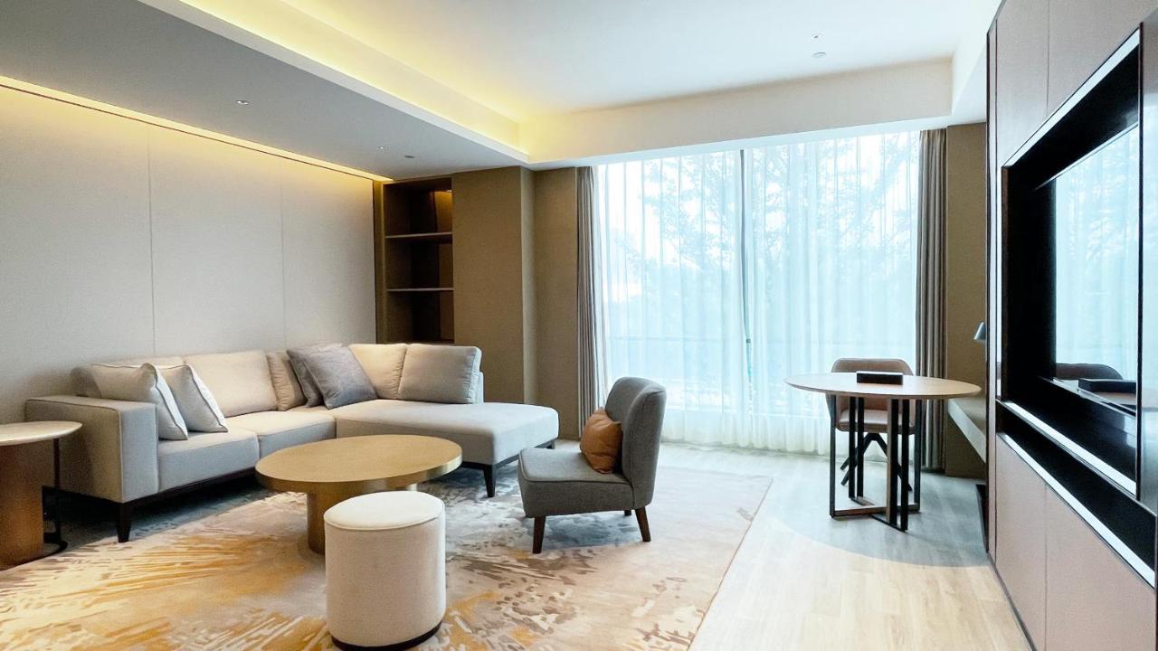 Metropark Hongqiao 5*